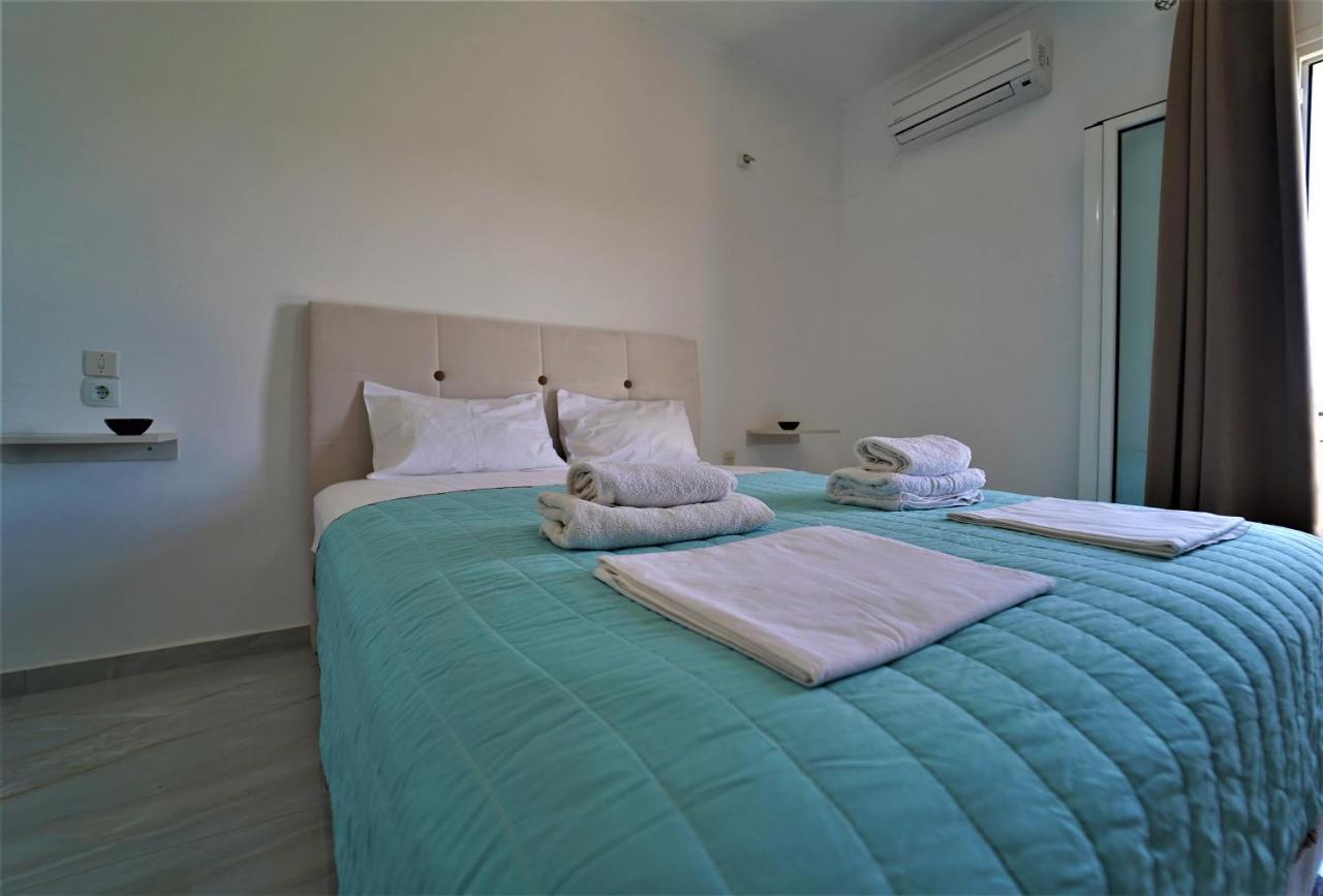 Meltemi Apartment Parga Bagian luar foto